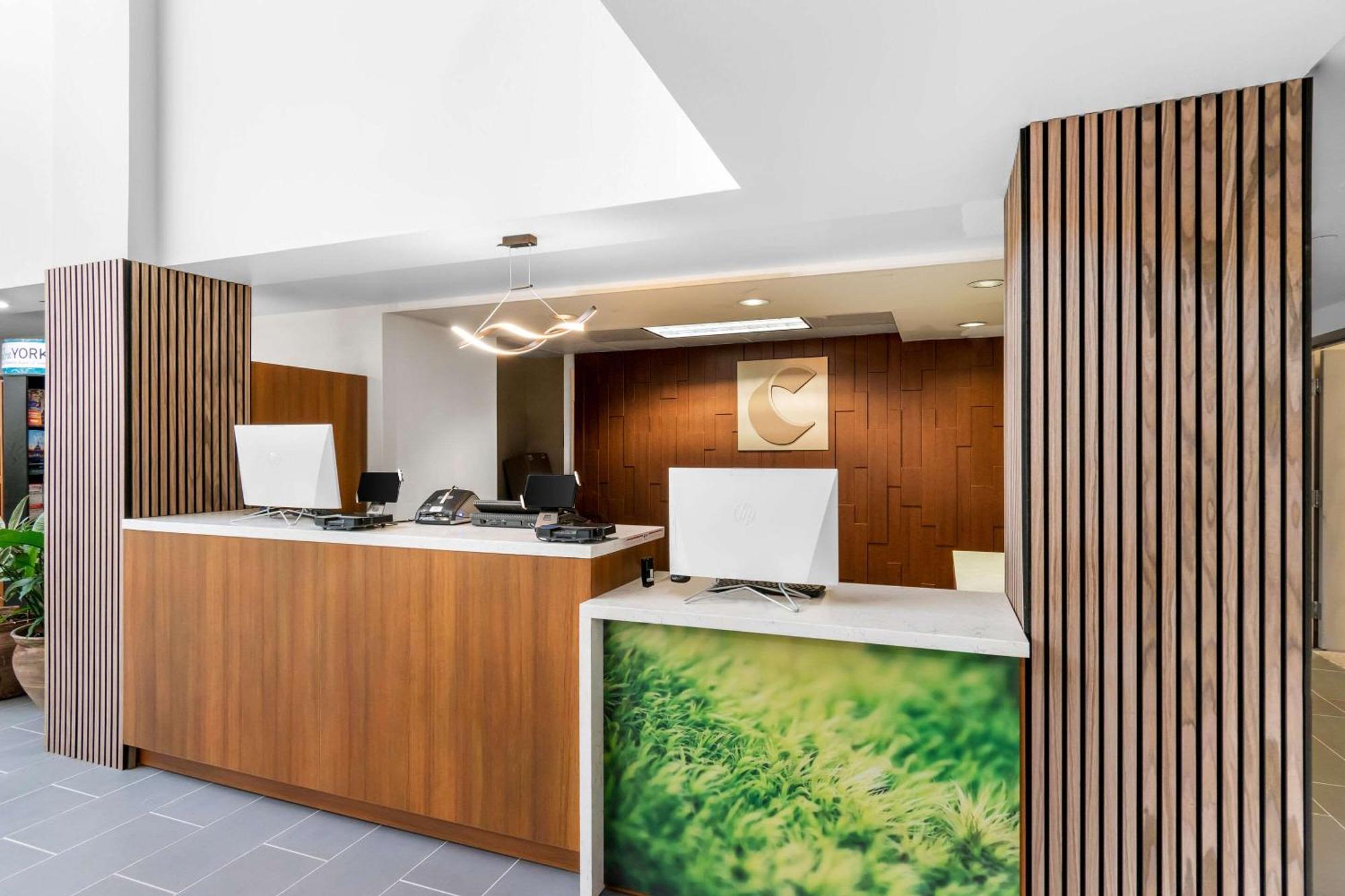 Comfort Inn & Suites York Exteriér fotografie