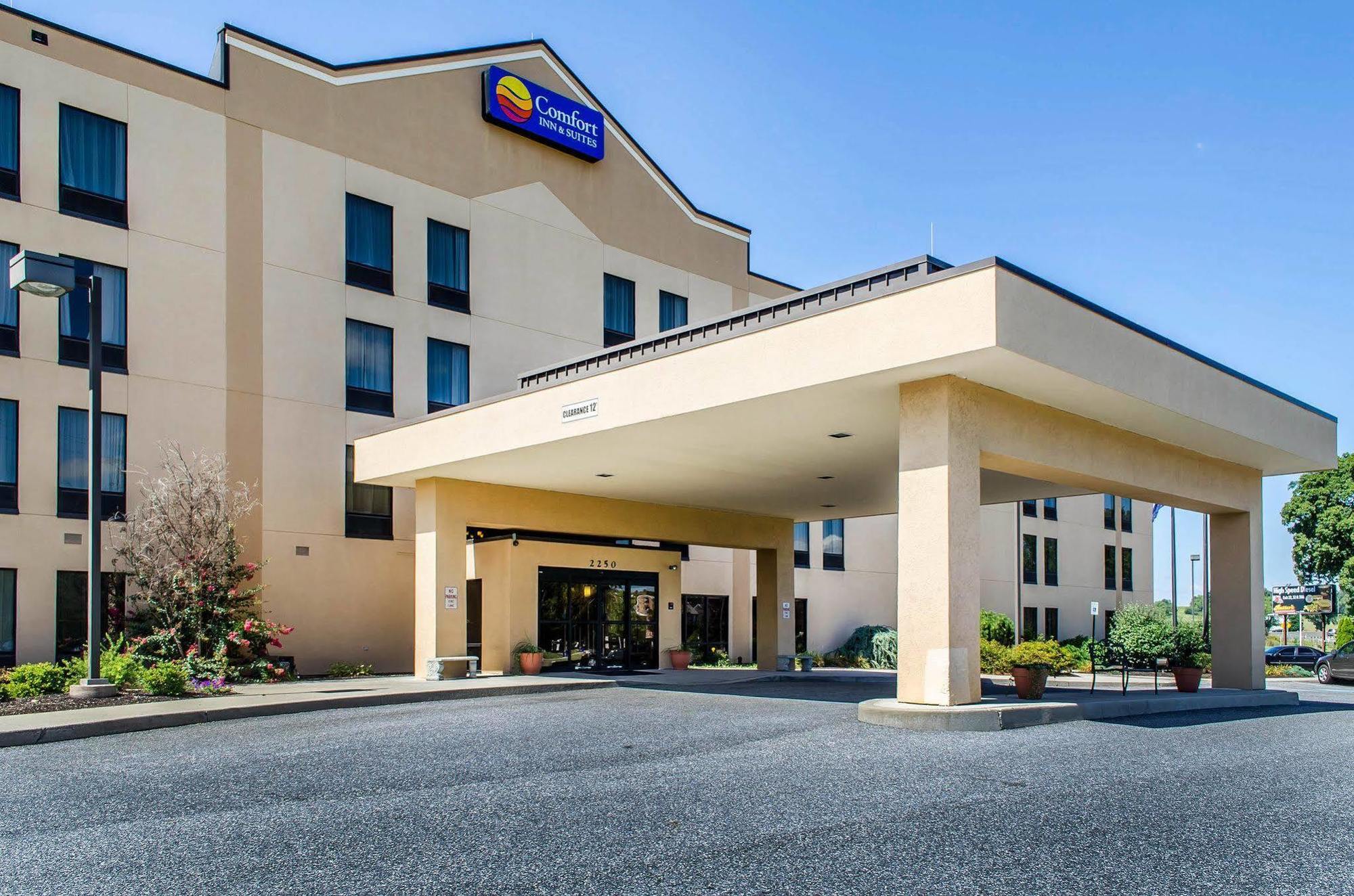 Comfort Inn & Suites York Exteriér fotografie