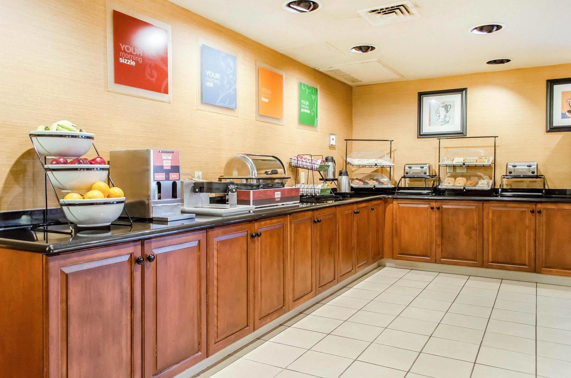 Comfort Inn & Suites York Exteriér fotografie